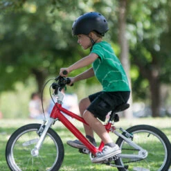 Casque MELON All Stars - Closed Eyes (matte) 11 Casque MELON All Stars - Closed Eyes (matte) -Vélotaf Magasin casque melon all stars closed eyes matte 2