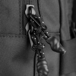 SAC A DOS DE SKATE DC SHOES STRAPPER NOIR AVEC FIXATION POUR SKATEBOARD -Vélotaf Magasin sac a dos de skate dc shoes strapper noir avec fixation pour skateboard 5