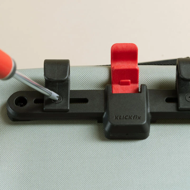 SACOCHE VELO 900 27L IMPERMEABLE VERT 7 SACOCHE VELO 900 27L IMPERMEABLE VERT – Image 5