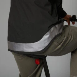 BTWIN VESTE PLUIE CHAUDE VELO VILLE VISIBILITE NUIT 540 HOMME NOIR 21 BTWIN VESTE PLUIE CHAUDE VELO VILLE VISIBILITE NUIT 540 HOMME NOIR -Vélotaf Magasin veste pluie chaude velo ville visibilite nuit 540 homme noir 9