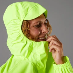 BTWIN VESTE PLUIE VELO VILLE FEMME 120 JAUNE FLUO CERTIFIÉE EPI VISIBILITÉ JOUR 14 BTWIN VESTE PLUIE VELO VILLE FEMME 120 JAUNE FLUO CERTIFIÉE EPI VISIBILITÉ JOUR -Vélotaf Magasin veste pluie velo ville femme 120 jaune fluo certifiee epi visibilite jour 2