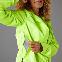 BTWIN VESTE PLUIE VELO VILLE FEMME 120 JAUNE FLUO CERTIFIÉE EPI VISIBILITÉ JOUR 20 BTWIN VESTE PLUIE VELO VILLE FEMME 120 JAUNE FLUO CERTIFIÉE EPI VISIBILITÉ JOUR -Vélotaf Magasin veste pluie velo ville femme 120 jaune fluo certifiee epi visibilite jour 8
