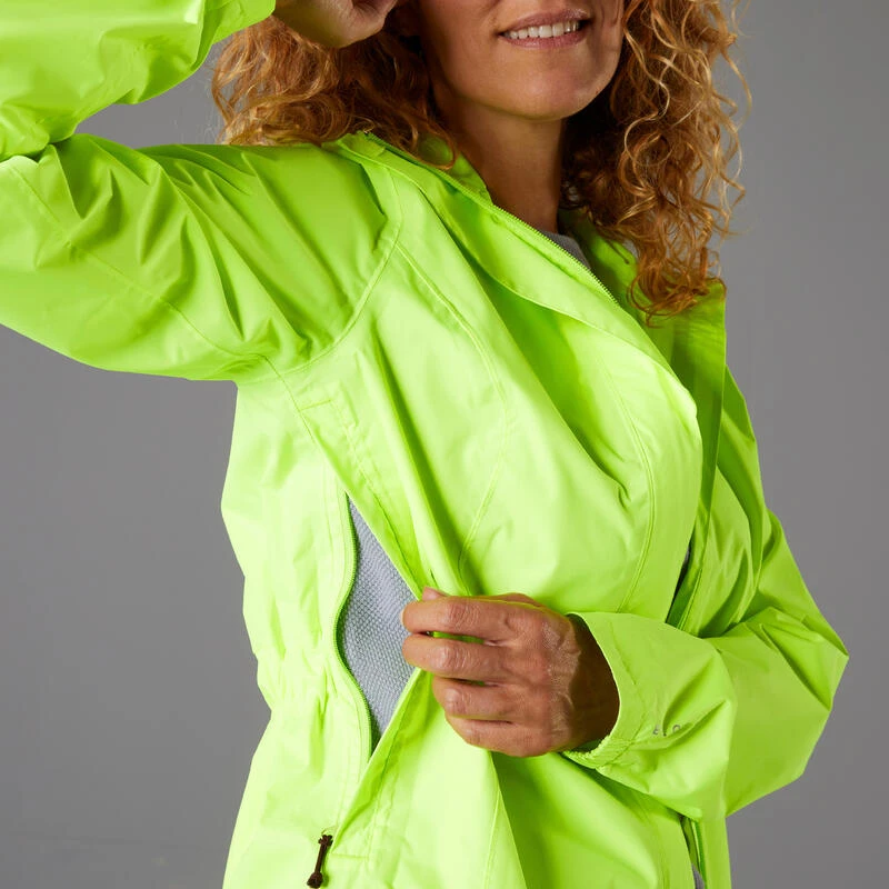 BTWIN VESTE PLUIE VELO VILLE FEMME 120 JAUNE FLUO CERTIFIÉE EPI VISIBILITÉ JOUR 11 BTWIN VESTE PLUIE VELO VILLE FEMME 120 JAUNE FLUO CERTIFIÉE EPI VISIBILITÉ JOUR – Image 9