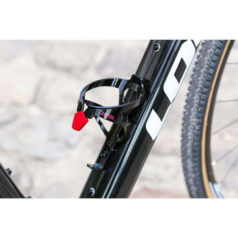 ZEFAL Pulse A2, Porte-Bidon Vélo Léger - Porte Gourde Vélo / VTT / Vélo De Route 5 ZEFAL Pulse A2, Porte-Bidon Vélo Léger - Porte Gourde Vélo / VTT / Vélo De Route – Image 3